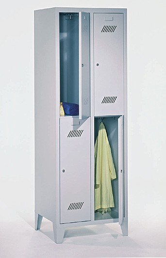 Kleiderschrank Cleantex-Duo, 3 Abteile, Abteilbreite: 300 mm, mit Füßen, Zylinderschloss 